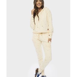 FULL SET-Peace Love World